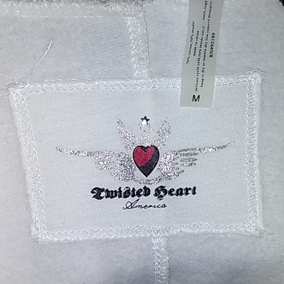 Twisted Heart Wrap Cardigan. - Picture 5 of 5